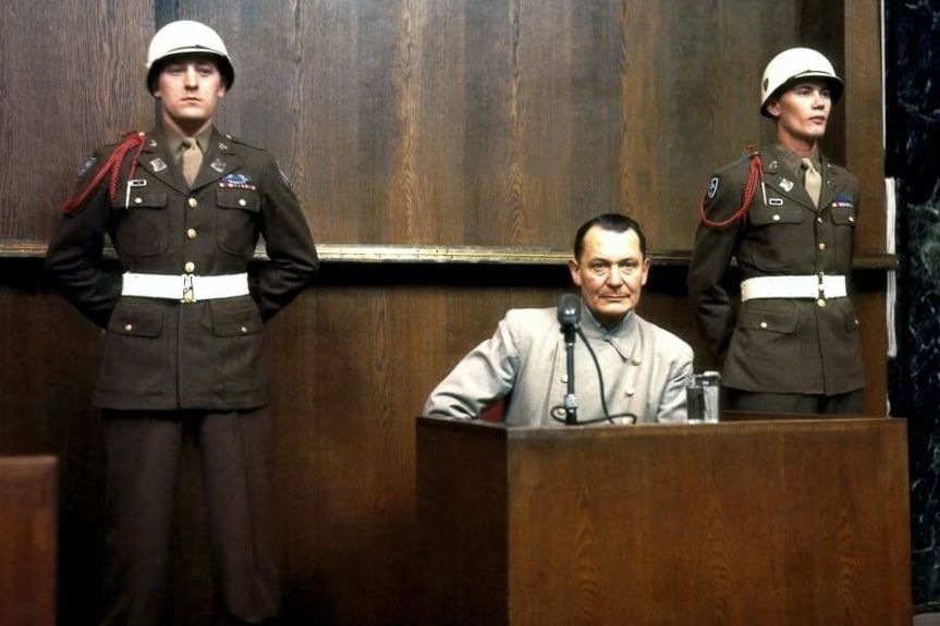 «Погані нацисти та інші німці» і «Погані рашисти та інші росіяни»