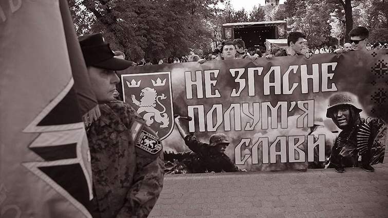 Чи можна критикувати Порошенка, Бандеру і сучасну історичну політику