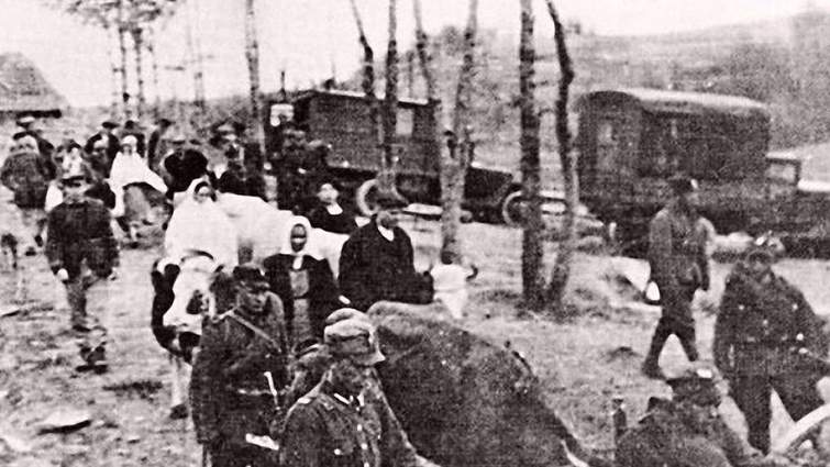 Прокляття історією, або вдавання вселенської скорботи