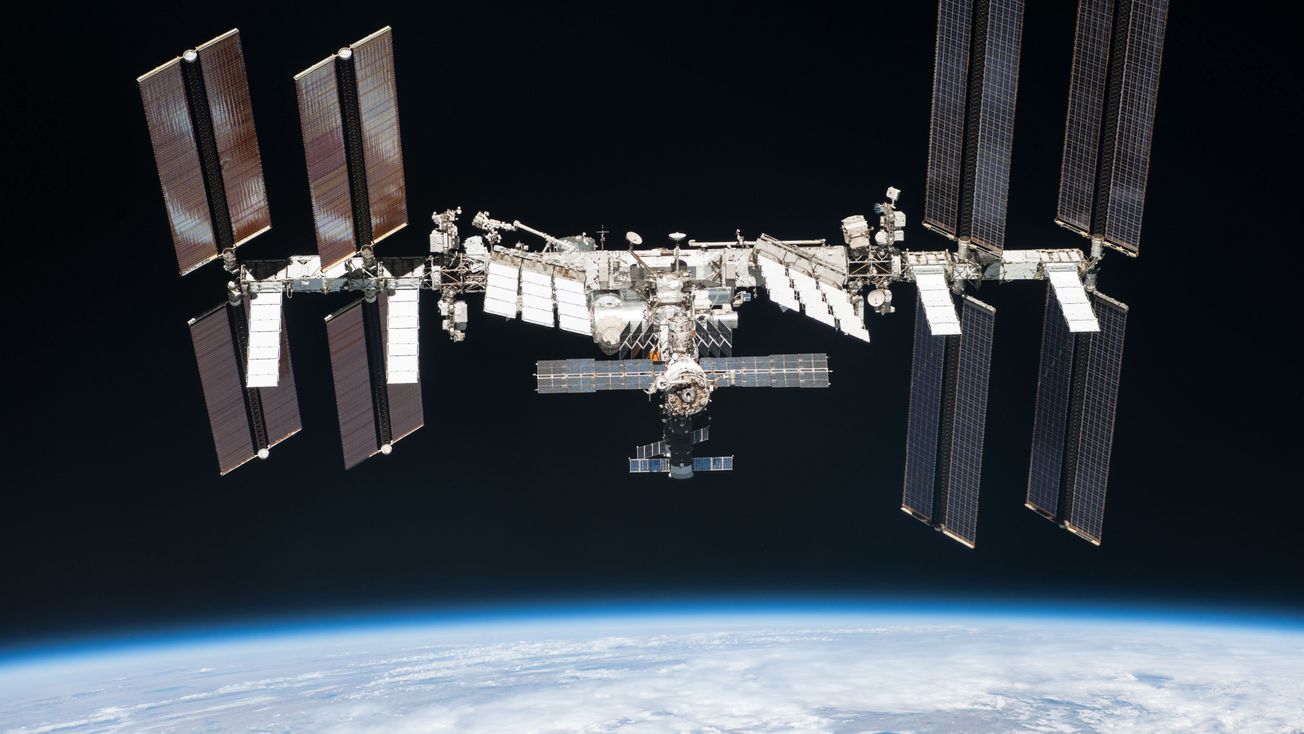 Чим дістатися до космосу (і повернутися назад)?