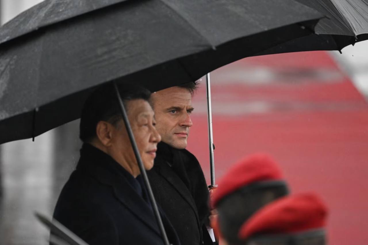 Китайське закулісся