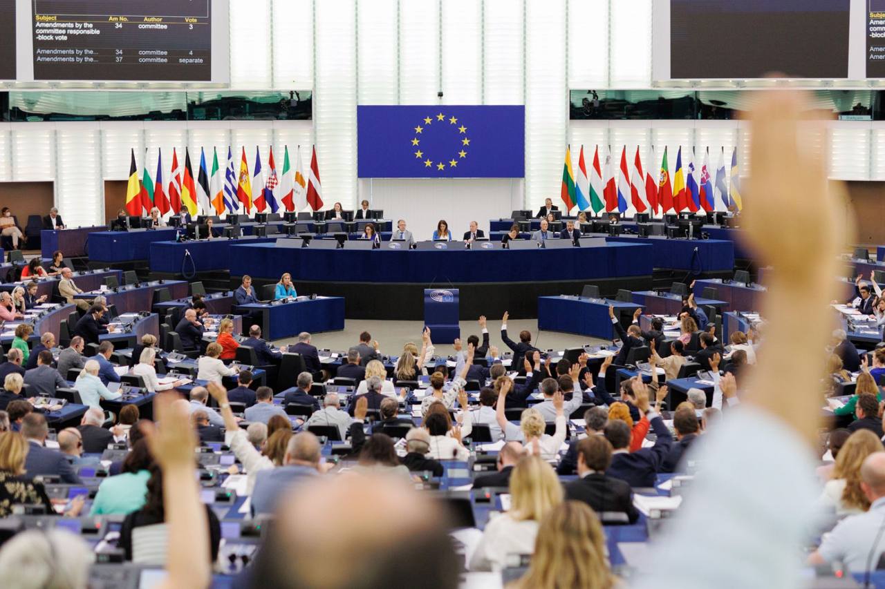 Що «пришпорить» Захід?