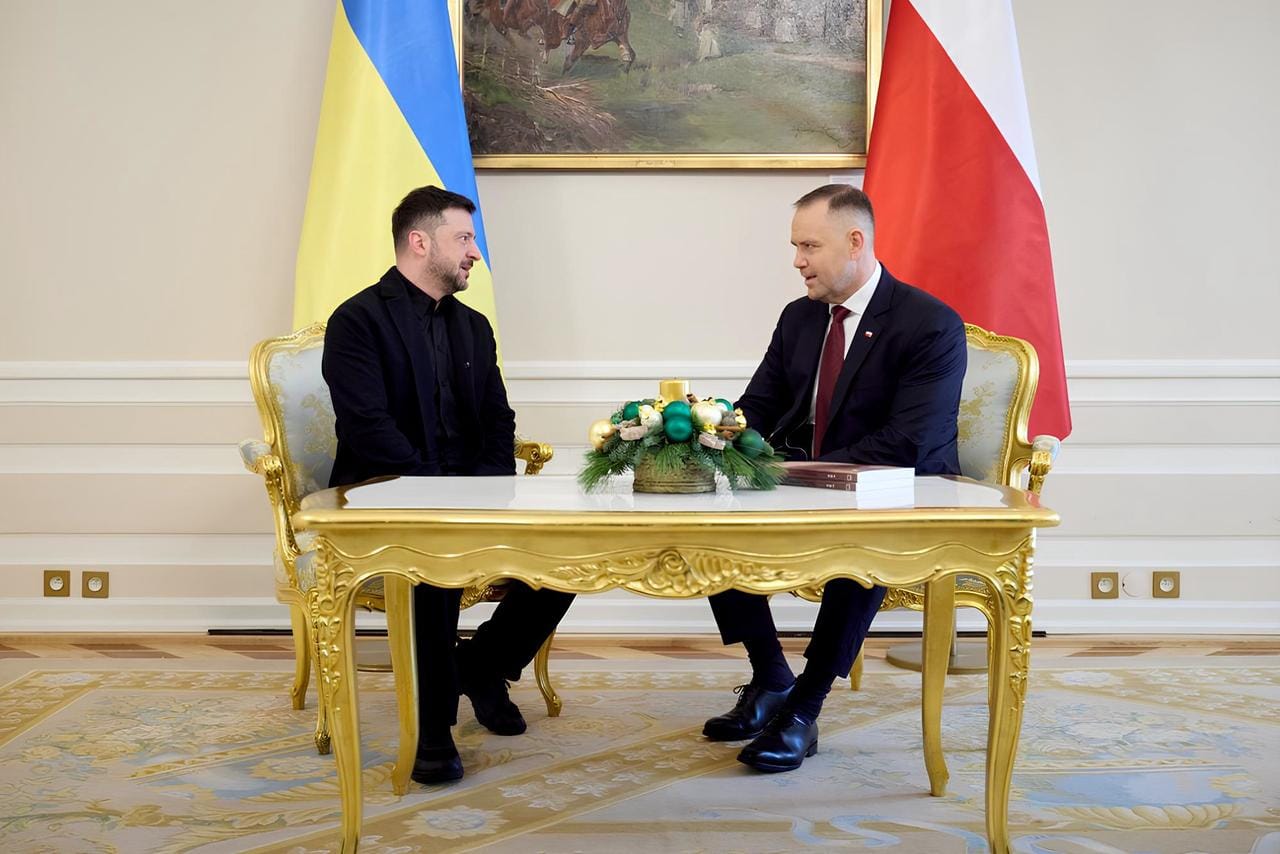 «Книга – найкращий подарунок»?